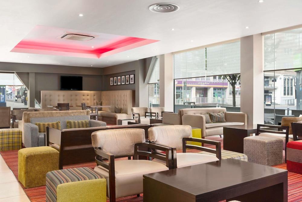 Ramada Encore Leicester City Centre Buitenkant foto